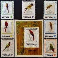 Набор почтовых марок (7 шт.) с блоком. "Попугаи (I)". 1988 год, Вьетнам.