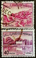 Набор марок (2 шт.). "Виды страны". 1961-1964 годы, Пакистан.