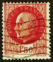 Почтовая марка (1,5 f.). "Маршал Филипп Петен". 1942 год, Франция.