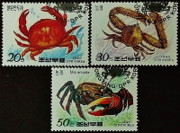 Набор почтовых марок (3 шт.). "Крабы". 1990 год, КНДР.
