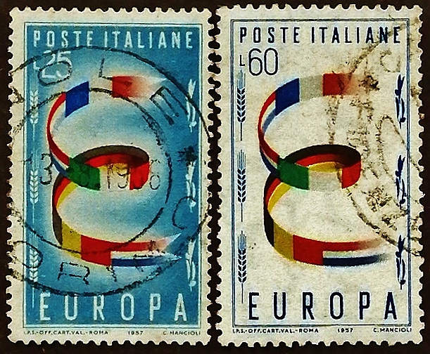 Набор почтовых марок (2 шт.). "Европа (C.E.P.T.)". 1957 год, Италия.