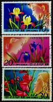 Набор почтовых марок (3 шт.). "Цветы". 1981 год, КНДР.