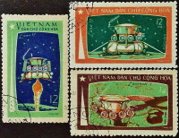 Набор почтовых марок (3 шт.). "Полет на Луну "Луна-17"". 1971 год, Вьетнам.