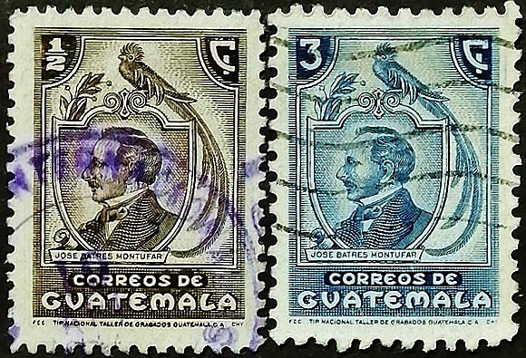 Набор почтовых марок (2 шт.). "Хосе Батрес Монтуфар". 1946 год, Гватемала.
