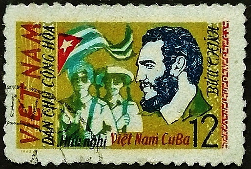 Почтовая марка. "День солидарности с Кубой". 1963 год, Вьетнам.