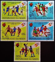 Набор почтовых марок (5 шт.). "Чемпионат мира по футболу FIFA, Испания`1982". 1981 год, Нигер.