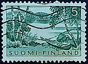 Почтовая марка (5 m.). "Пейзаж с озером и гребной лодкой". 1961 год, Финляндия. Почтовая марка (5 m.). "Пейзаж с озером и гребной лодкой". 1961 год, Финляндия.