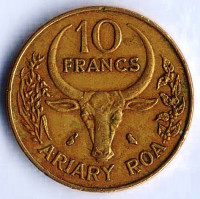 Монета 10 франков. 1972 год, Мадагаскар.