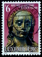 Почтовая марка. "300-летие Люксембургской Богоматери". 1978 год, Люксембург.