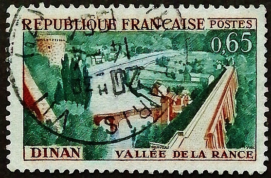 Почтовая марка. "Динан: Долина Ранс". 1961 год, Франция.