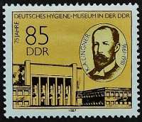 Марка почтовая. "75 лет Германскому музею гигиены в Дрездене". 1987 год, ГДР.