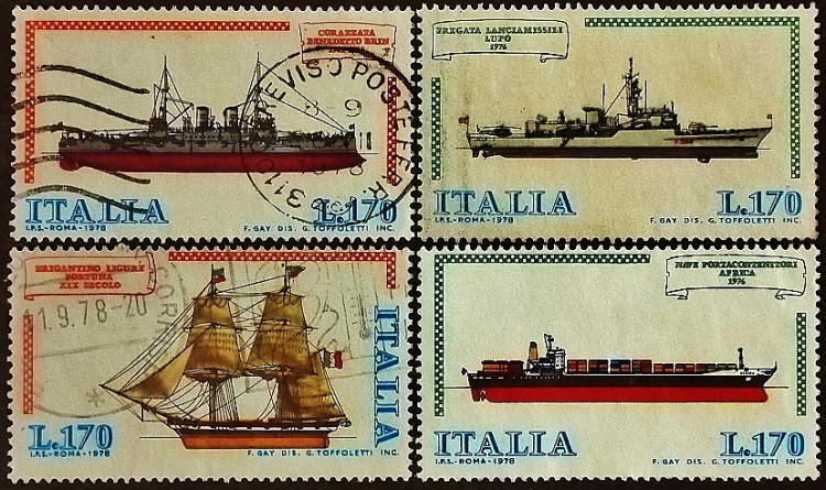 Набор почтовых марок (4 шт.). "Итальянское судостроение". 1978 год, Италия.