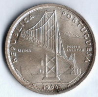 Монета 20 эскудо. 1966 год, Португалия. Мост Антониу ди Салазара.
