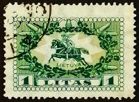 Почтовая марка. "Первый выпуск марок нового валютного стандарта". 1927 год, Литва.