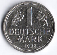 Монета 1 марка. 1982(D) год, ФРГ.