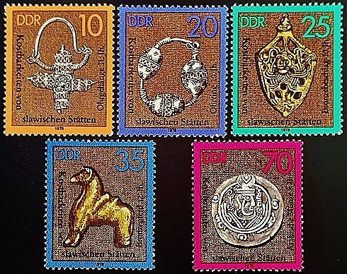 Набор марок (5 шт.). "Ценности славянских сокровищниц". 1978 год, ГДР.