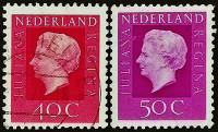 Набор почтовых марок (2 шт.). "Королева Юлиана". 1971-1976 годы, Нидерланды.