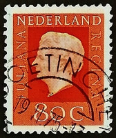 Почтовая марка (80 c.). "Королева Юлиана". 1972 год, Нидерланды.