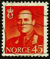 Почтовая марка (45 ö.). "Король Олав V". 1958 год, Норвегия.