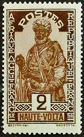 Марка почтовая (2 c.). "Вождь Хаусса". 1928 год, Верхняя Вольта.