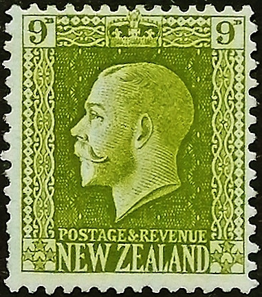 Марка почтовая (9 p.). "Король Георг V". 1915 год, Новая Зеландия.