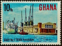 Марка почтовая (10 np.). "Причал № 2, гавань Тема". 1967 год, Гана.