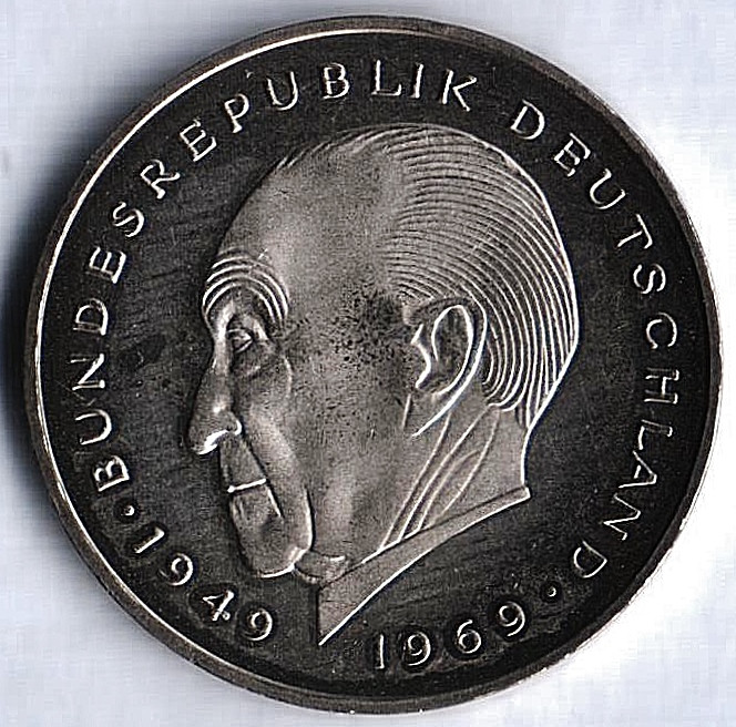 Монета 2 марки. 1982 год (J), ФРГ. Конрад Аденауэр.