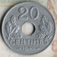Монета 20 сантимов. 1942 год, Франция.