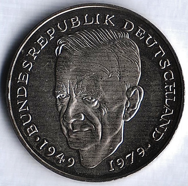 Монета 2 марки. 1982 год (J), ФРГ. Курт Шумахер.
