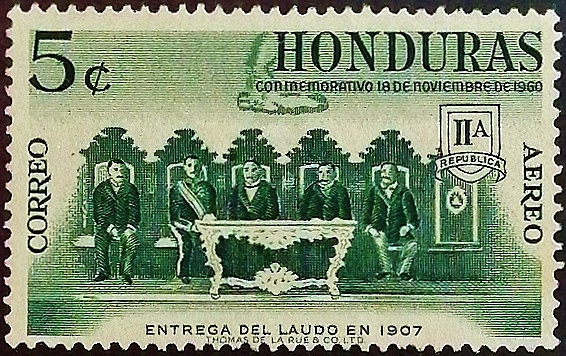 Марка почтовая (5 c.). "Гондурасско-никарагуанский диспут". 1961 год, Гондурас.