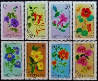 Набор почтовых марок (8 шт.). "Ползучие цветы (I)". 1980 год, Вьетнам.