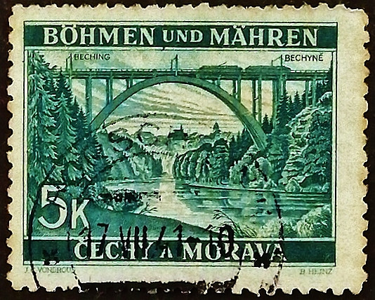 Почтовая марка (5 kr.). "Бехиньский мост". 1940 год, Богемия и Моравия.