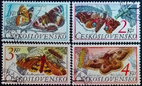 Набор почтовых марок (4 шт.). "Бабочки и мотыльки". 1987 год, Чехословакия.