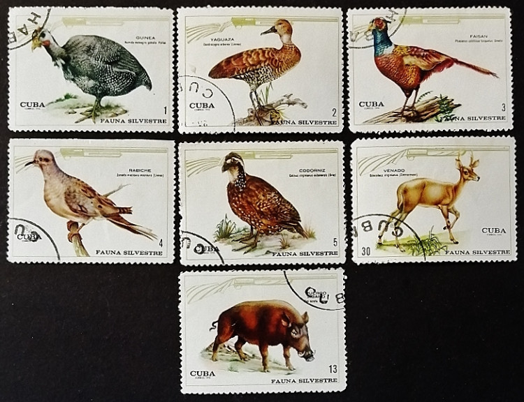 Набор почтовых марок (7 шт.). "Птицы и животные". 1970 год, Куба.