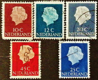 Набор почтовых марок (5 шт.). "Королева Юлиана". 1953-1967 годы, Нидерланды.