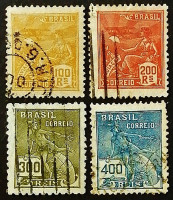Набор марок (4 шт.). "Стандарт - экономика и культура". 1920-1941 годы, Бразилия.