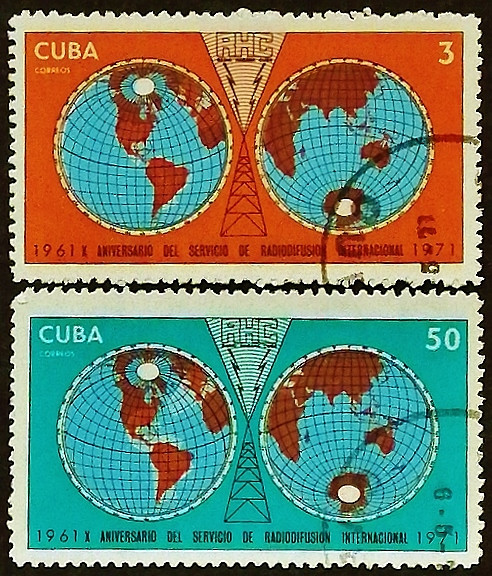 Набор почтовых марок (2 шт.). "Международное телерадиовещание". 1971 год, Куба.