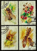 Набор почтовых марок (4 шт.). "Пчеловодство". 1989 год, СССР.