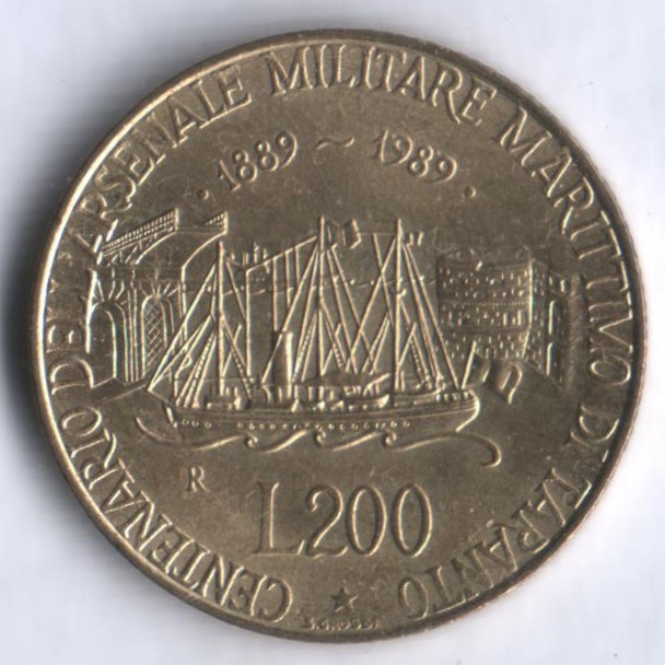 Монета 200 лир. 1989 год, Италия. 100 лет морской военной базе в Таранто.