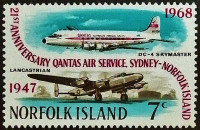 Марка почтовая (7 c.). "21 год QANTAS Air Service". 1968 год, Остров Норфолк.