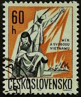 Почтовая марка. "Мир и Свобода Вьетнаму!". 1967 год, Чехословакия.