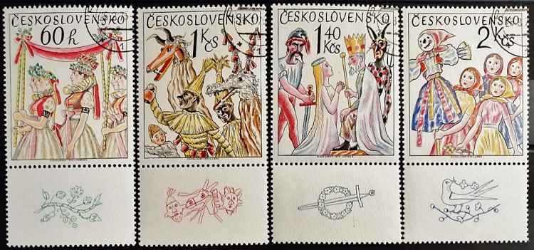 Набор почтовых марок с прикреплённой этикеткой(4 шт.). "Чешские и Словацкие народные обычаи". 1975 год, Чехословакия.