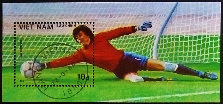 Мини-блок. "Чемпионат мира по футболу FIFA, Мексика`1986 (II)". 1986 год, Вьетнам.
