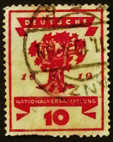 Почтовая марка. "Открытие Национального собрания, Веймар: Дерево". 1919 год, Германский Рейх.