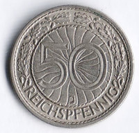 Монета 50 рейхспфеннигов. 1928 год (J), Веймарская республика.