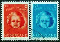 Набор марок (2 шт.). "Детский выпуск". 1945 год, Нидерланды.