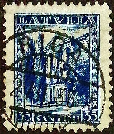 Почтовая марка (35 s.). "Правительственное здание". 1934 год, Латвия.