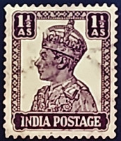 Почтовая марка (1½ an.). "Король Георг VI". 1942 год, Британская Индия.