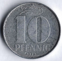 Монета 10 пфеннигов. 1973 год, ГДР.