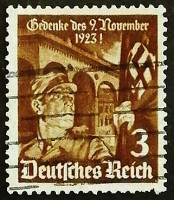 Почтовая марка. "12-я годовщина марша на Фельдхеррнхалле". 1935 год, Германский Рейх.